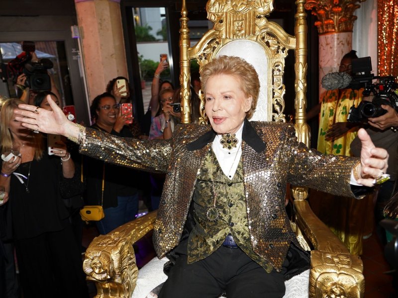 For the Love of Astrology: the Asteroids of Walter&nbsp;Mercado